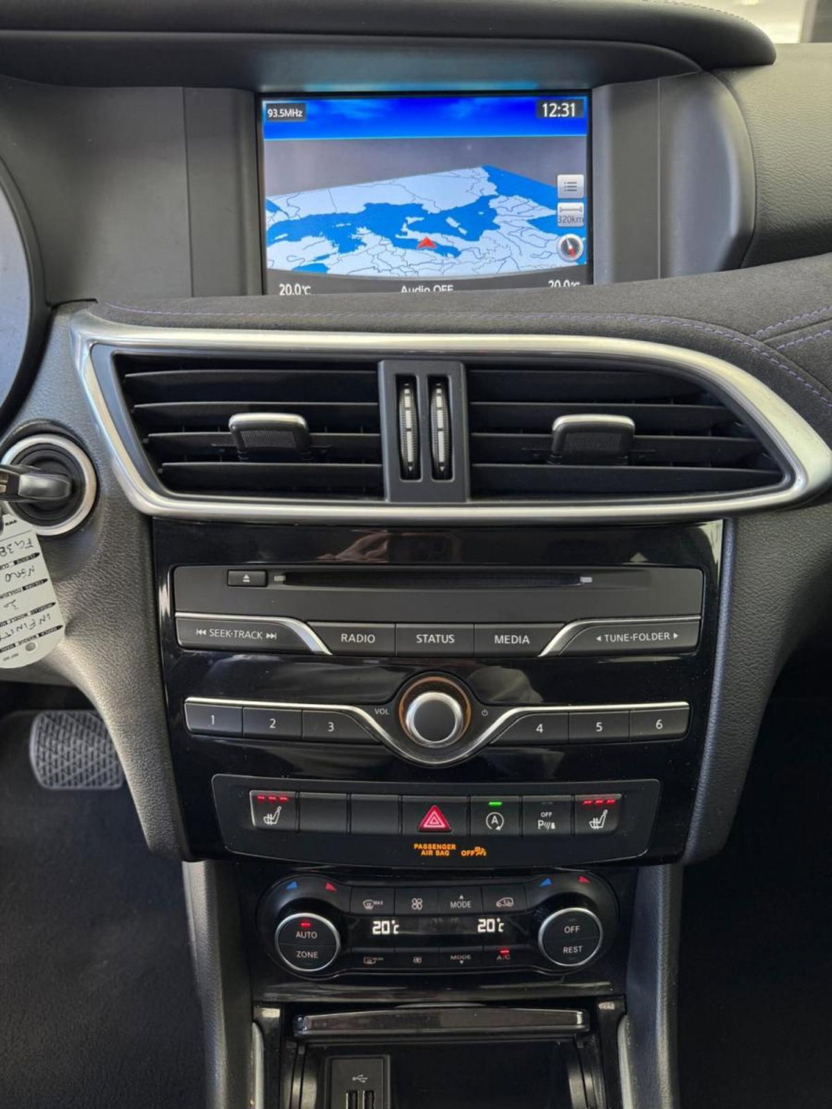 Infiniti Q30 2.2 diesel DCT AWD Premium Tech (15)