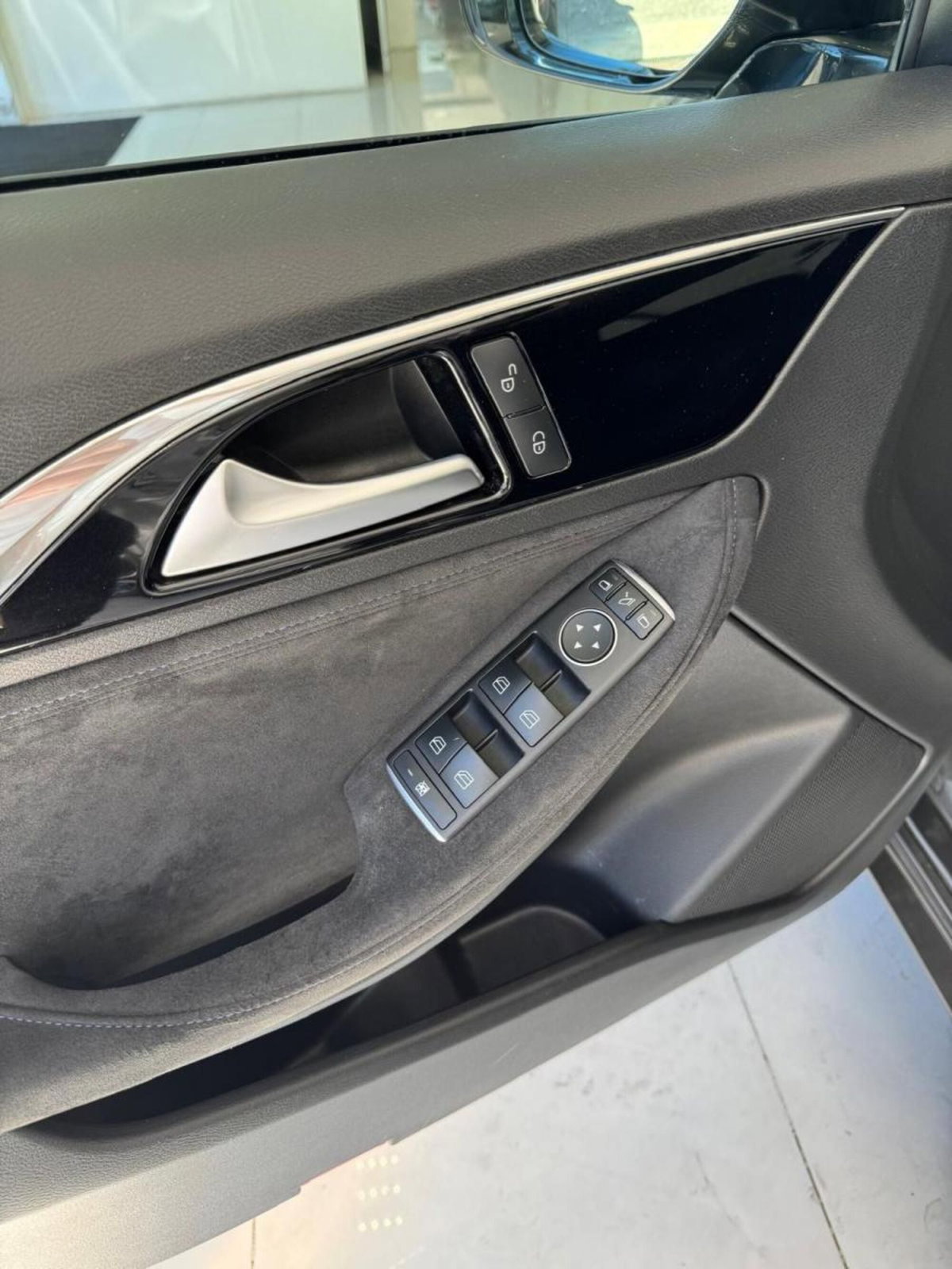 Infiniti Q30 2.2 diesel DCT AWD Premium Tech (8)