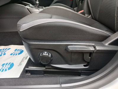 Ford Focus Station Wagon 1.0 EcoBoost 125 CV SW Business (11)
