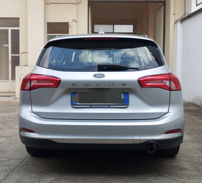Ford Focus Station Wagon 1.0 EcoBoost 125 CV SW Business (6)
