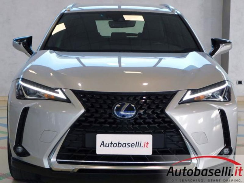 Lexus UX 300h 2.0 Urban 2wd cvt