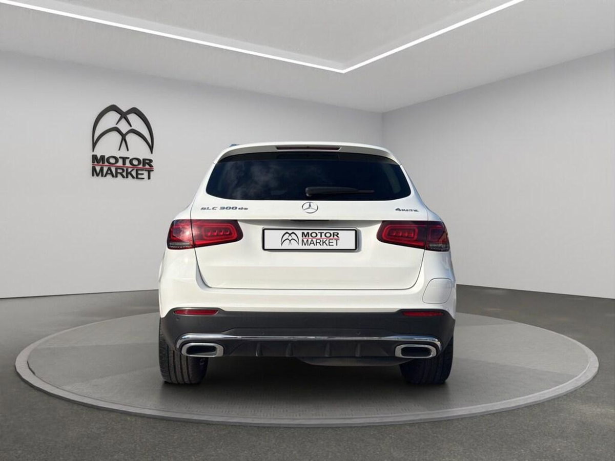 Mercedes-Benz GLC SUV 300 de 4Matic EQ-Power Premium Plus (6)