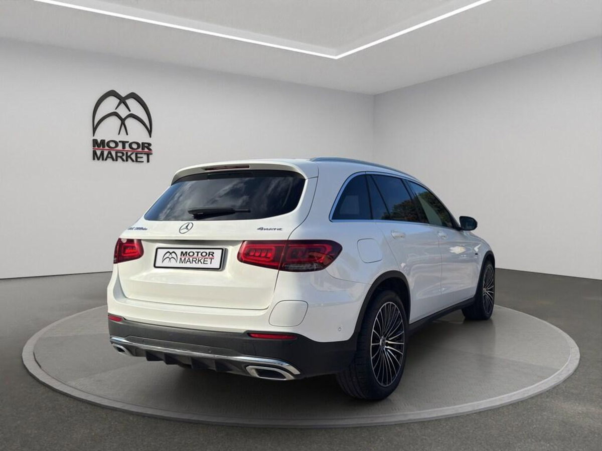 Mercedes-Benz GLC SUV 300 de 4Matic EQ-Power Premium Plus (7)