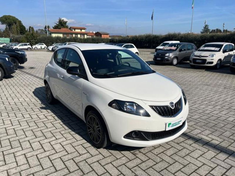 Lancia Ypsilon 1.0 FireFly 5 porte S&S Hybrid Ecochic Gold