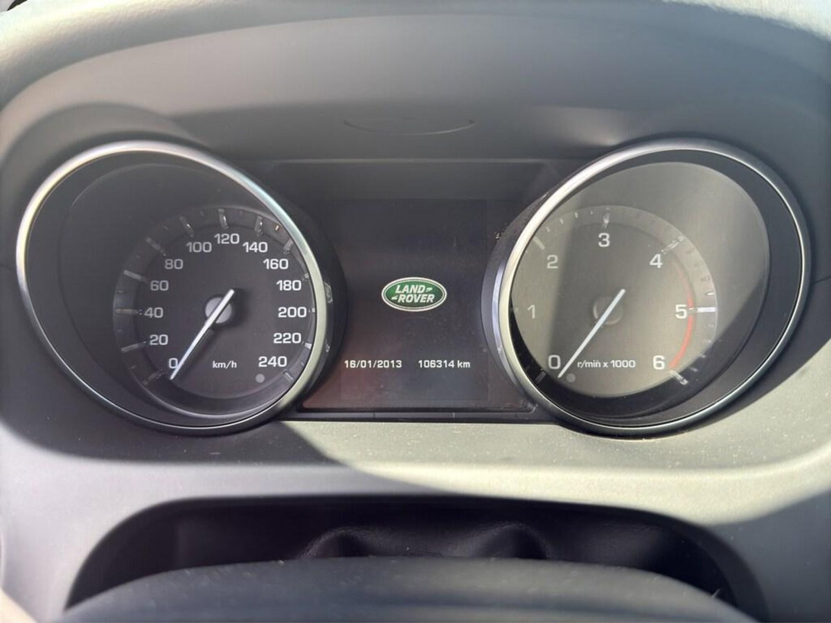 Land Rover Discovery Sport 2.0 TD4 180 CV Pure (11)