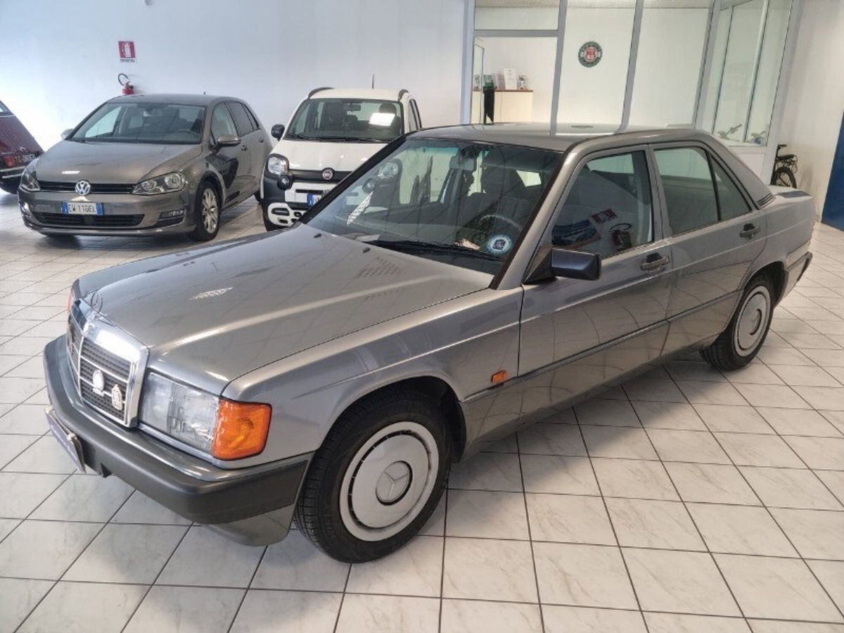 Mercedes-Benz 190 2.0 E cat (3)
