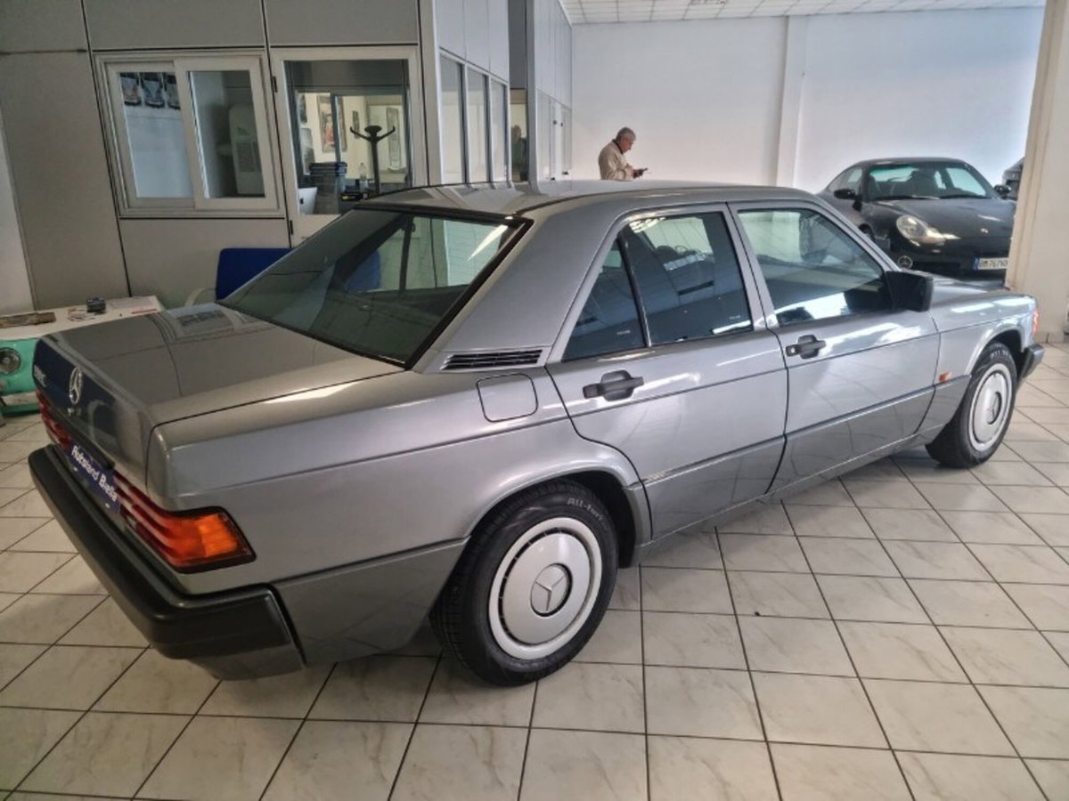 Mercedes-Benz 190 2.0 E cat (5)