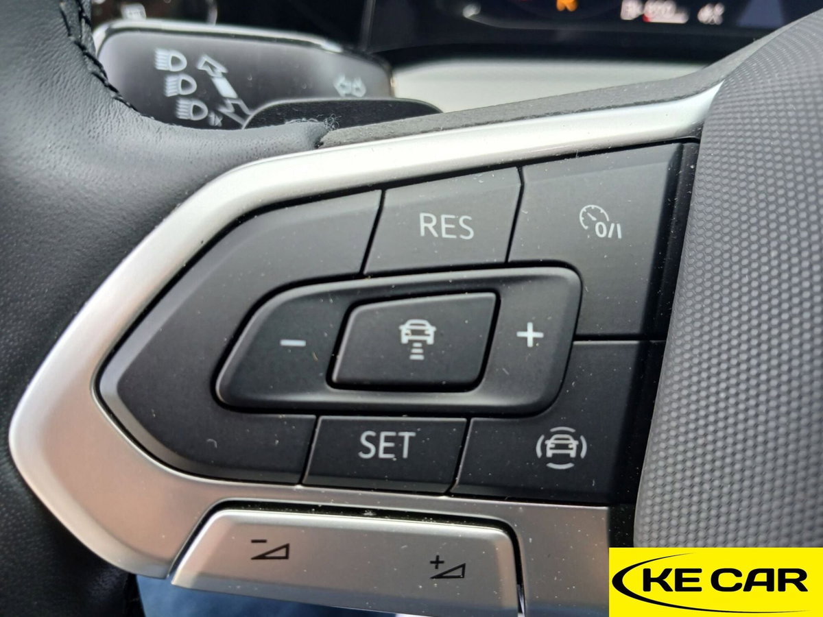 Volkswagen Golf 2.0 TDI DSG SCR Style (12)