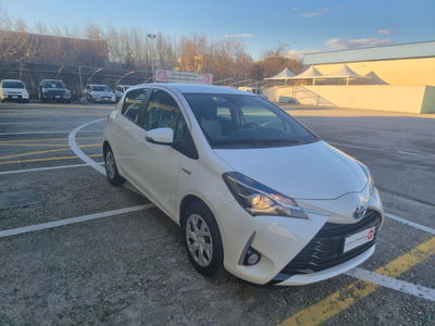 Toyota Yaris 1.5 Hybrid 5 porte Lounge usata