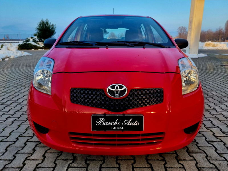 Toyota Yaris 1.0 5 porte Now