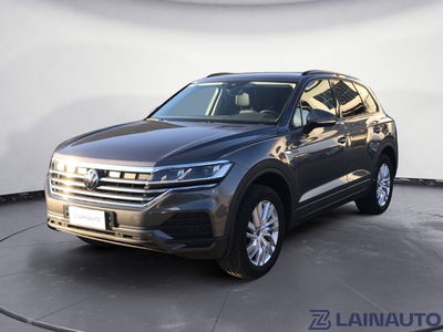 Volkswagen Touareg 3.0 V6 tdi scr R-Line Final Edition 231cv auto usata