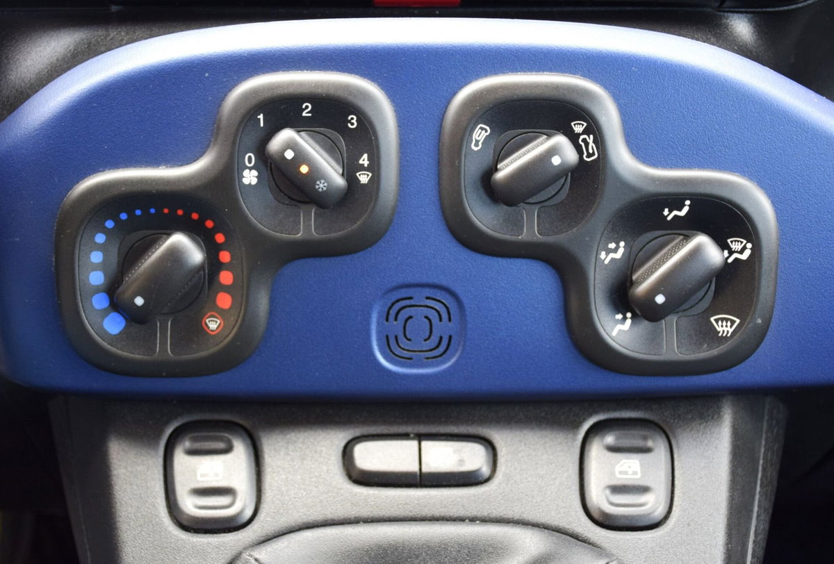 Fiat Panda 1.3 MJT S&S Lounge (17)