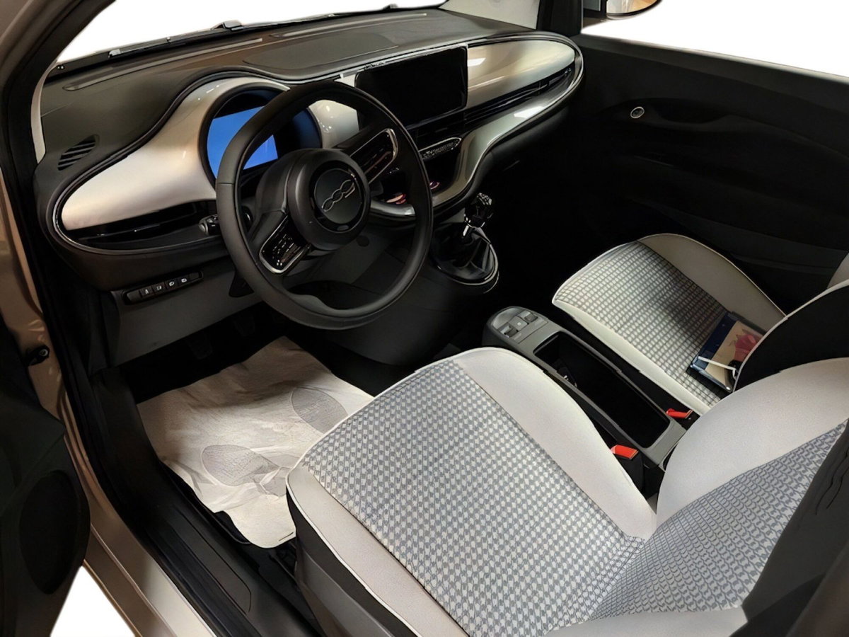 Fiat 500 1.0 hybrid Torino (7)