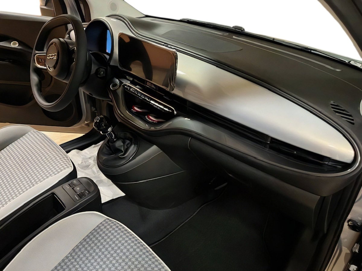 Fiat 500 1.0 hybrid Torino (8)