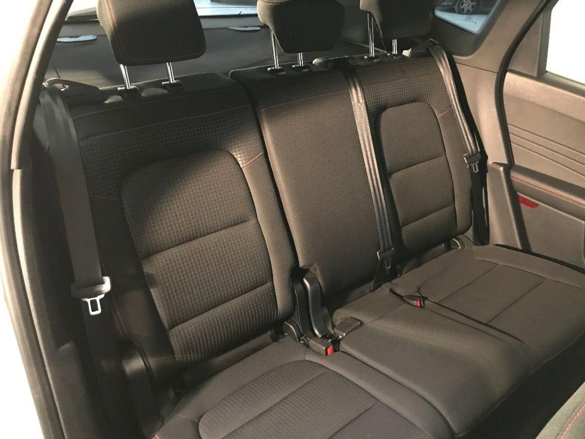 Ford Kuga 1.5 TDCI 120 CV S&S 2WD ST-Line (14)