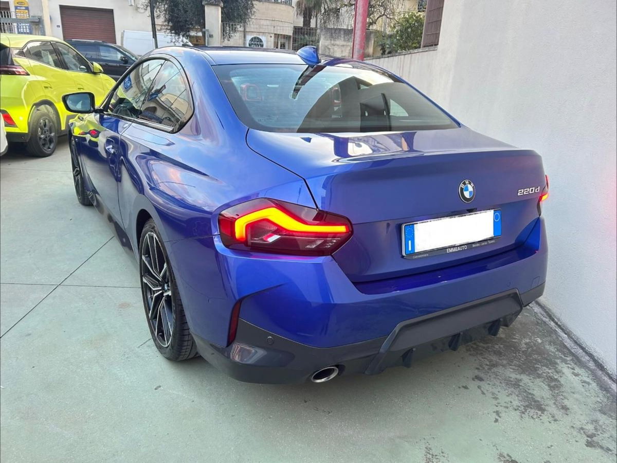 BMW Serie 2 Coupé 220d Coupe mhev 48V MSport auto (4)