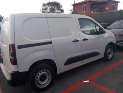 Opel Combo Furgone Cargo 1.5 Diesel 100CV S&S PC 1000kg Edition (6)