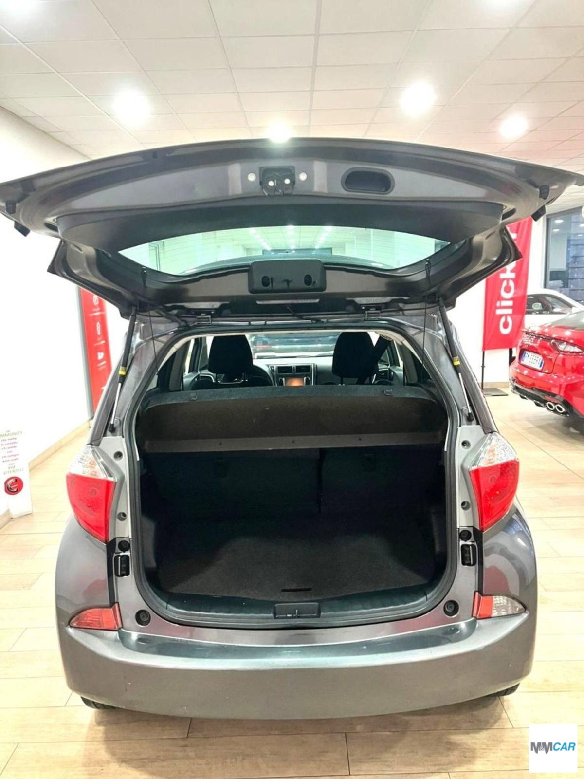 Toyota Verso 1.6 D-4D Active (13)