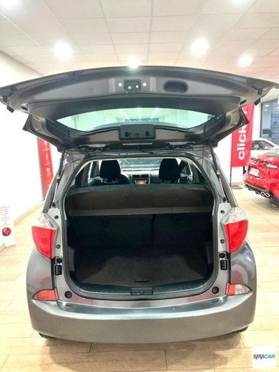 Toyota Verso 1.6 D-4D Active (13)