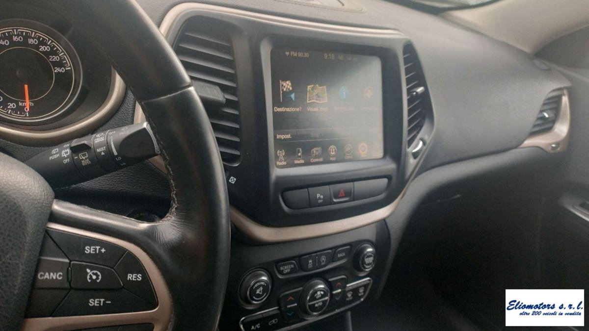 Jeep Cherokee 2.0 Mjt II Limited (9)