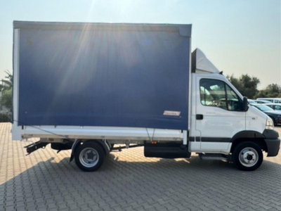 Iveco Daily Furgone 35S21HA8DV CRV 3.0 HPT PM-TM-DC 5p. Furgone Hi-Matic (3)