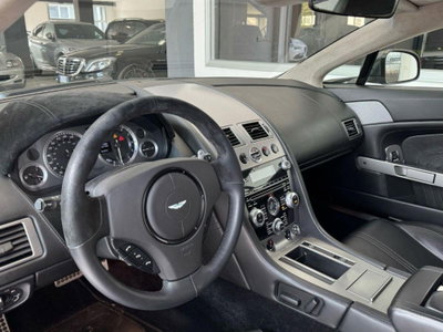 Aston Martin V8 Vantage Coupé V8 Vantage S Coupé (11)