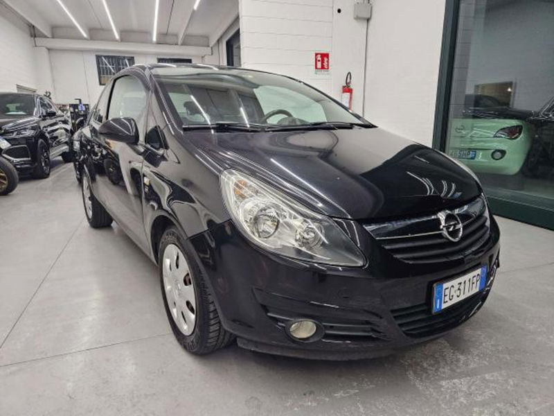 Opel Corsa 1.2 3 porte Club