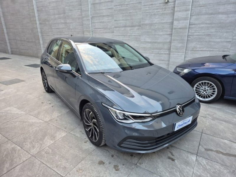 Volkswagen Golf Variant 1.0 eTSI EVO DSG Life