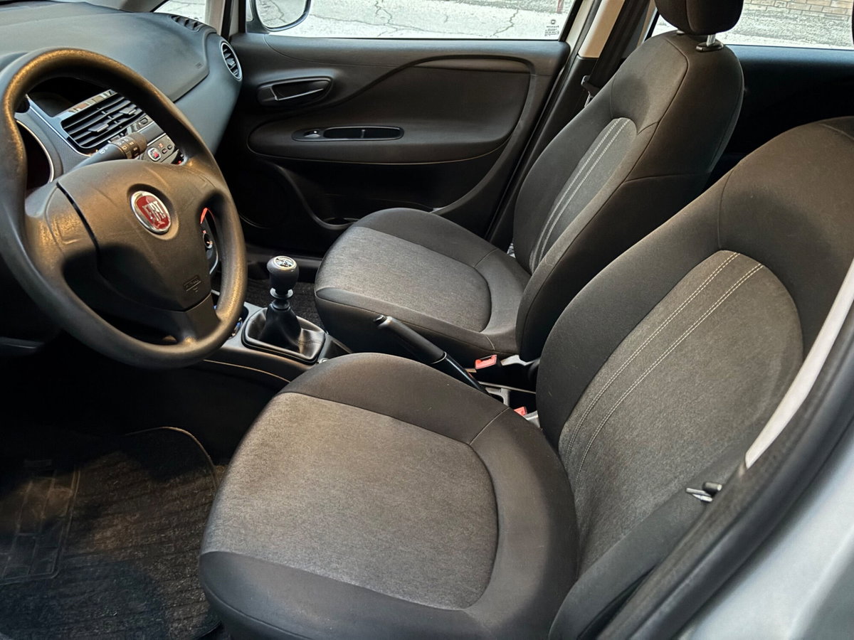 Fiat Punto 1.2 8V 5 porte Street (14)
