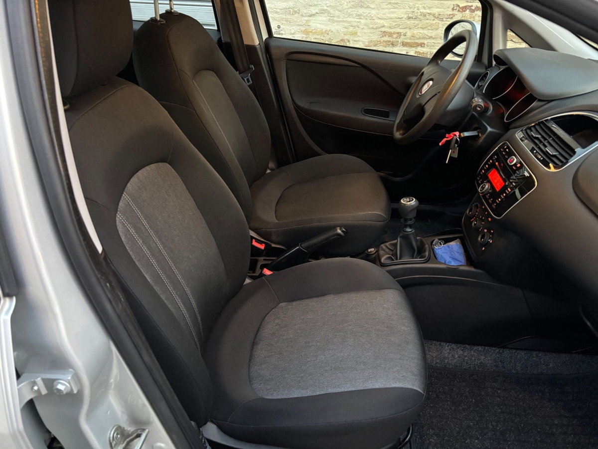Fiat Punto 1.2 8V 5 porte Street (18)