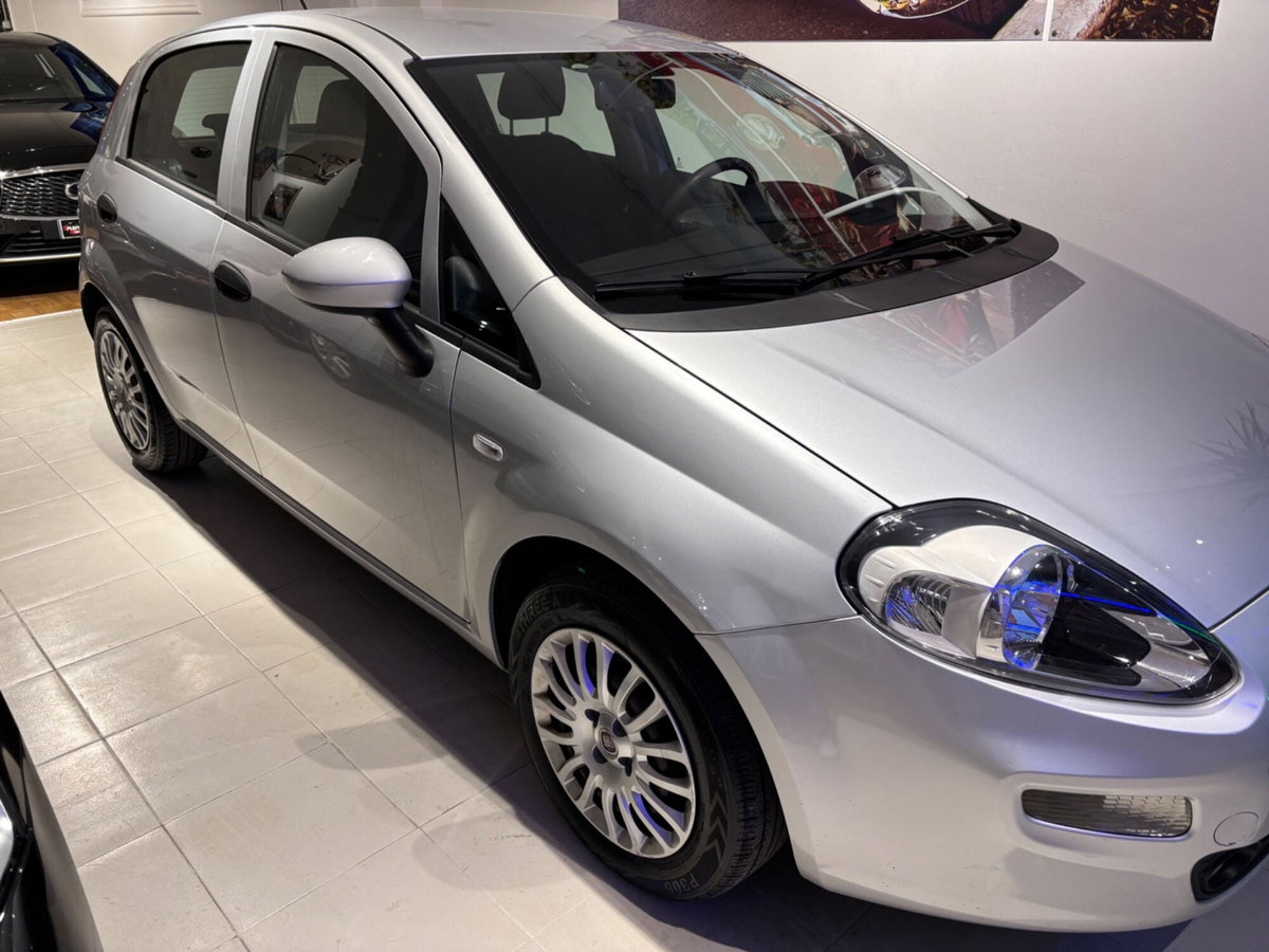 Fiat Punto 1.2 8V 5 porte Street (3)