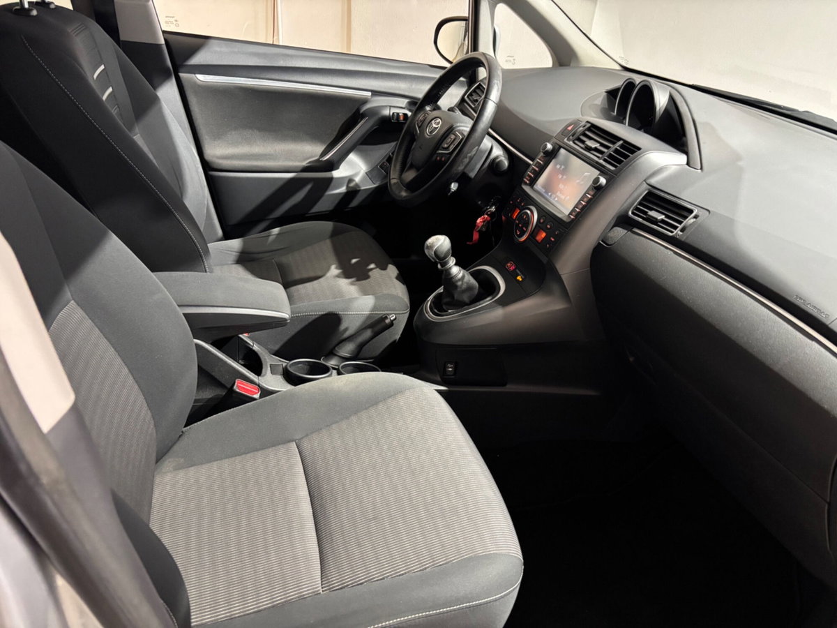 Toyota Verso 1.6 D-4D Style (19)
