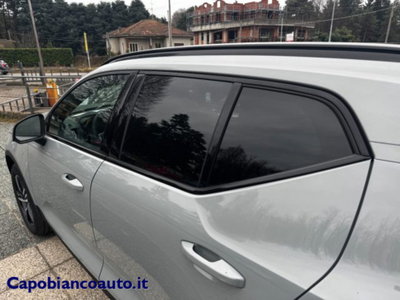 Volvo XC40 B3 automatico Plus Dark (8)