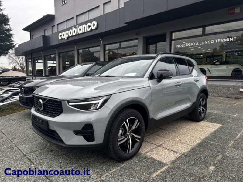 Volvo XC40 B3 automatico Plus Dark