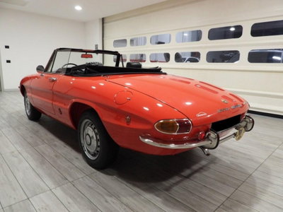 Alfa Romeo Spider 1750 TBi (3)