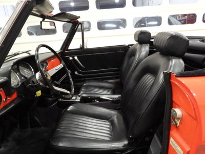 Alfa Romeo Spider 1750 TBi (5)
