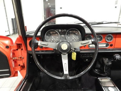Alfa Romeo Spider 1750 TBi (6)