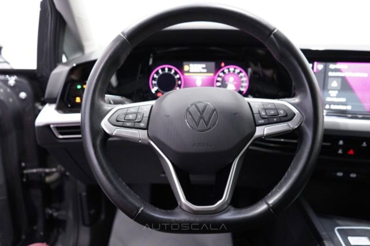 Volkswagen Golf 1.0 TSI EVO Life (13)