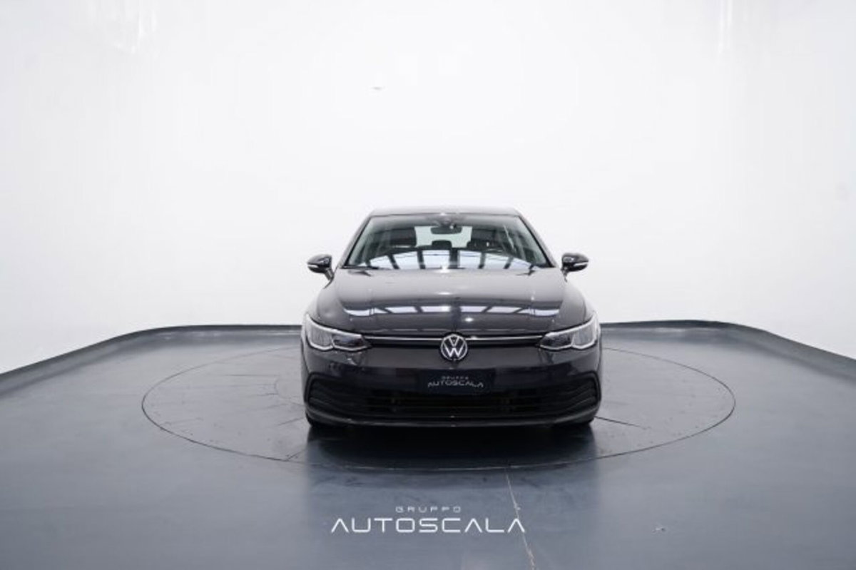 Volkswagen Golf 1.0 TSI EVO Life (2)
