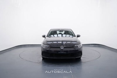 Volkswagen Golf 1.0 TSI EVO Life (2)