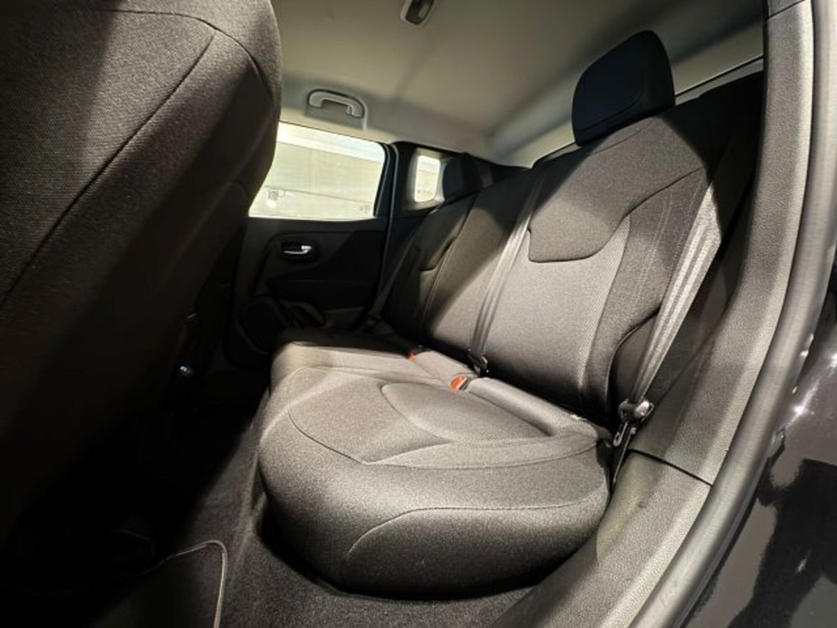 Jeep Renegade 1.6 Mjt 120 CV Longitude (15)