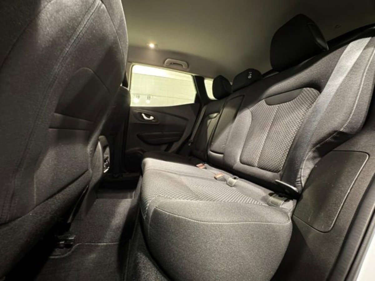 Renault Kadjar dCi 8V 115CV EDC Intens (13)
