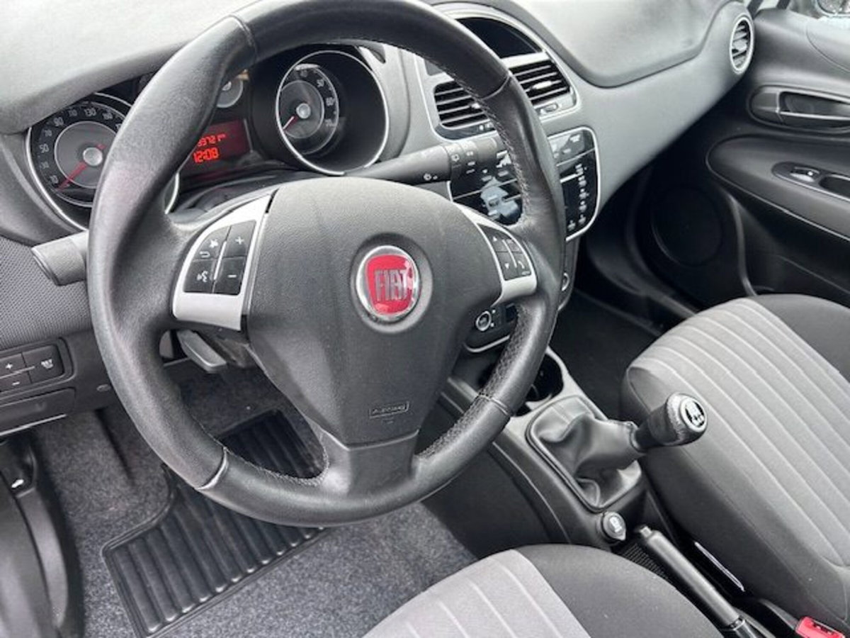 Fiat Punto 1.3 MJT II S&S 95 CV 5 porte Street (10)