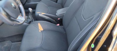 Renault Clio 1.5 dCi 8V 75CV 5 porte Costume National (11)