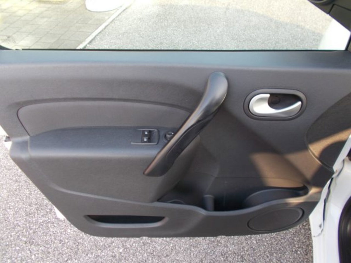Renault Kangoo Blue dCi 8V 95CV 5 porte Life (14)