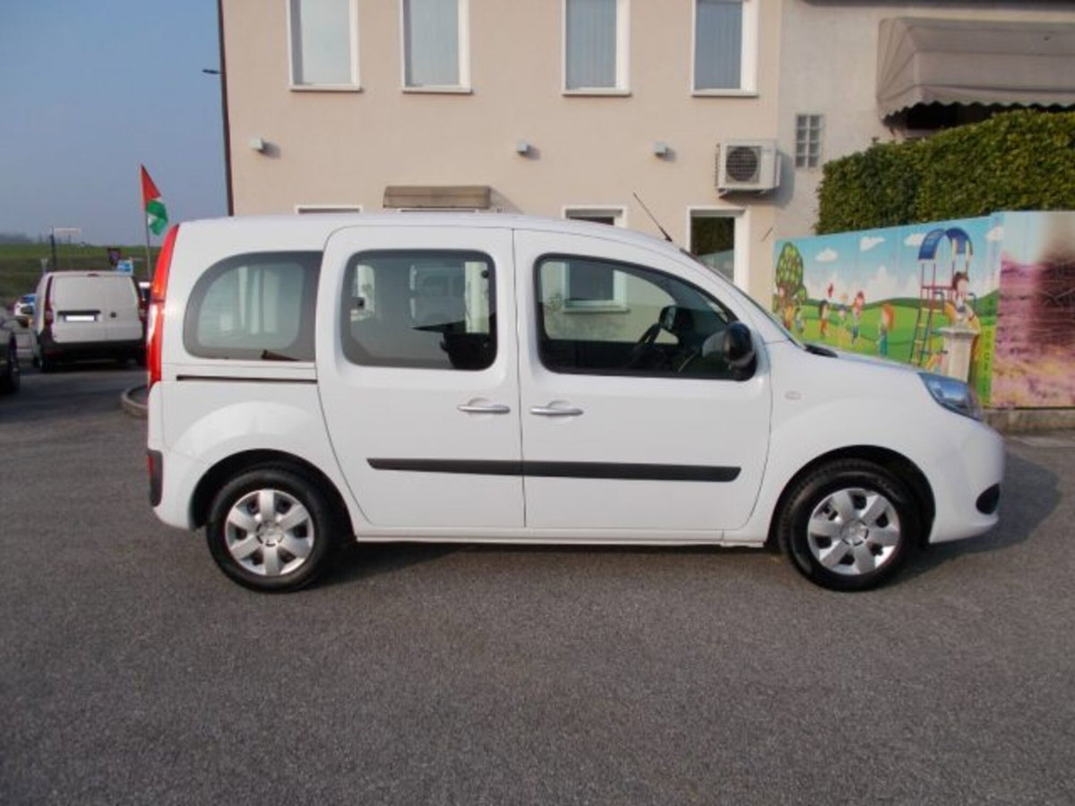 Renault Kangoo Blue dCi 8V 95CV 5 porte Life (5)