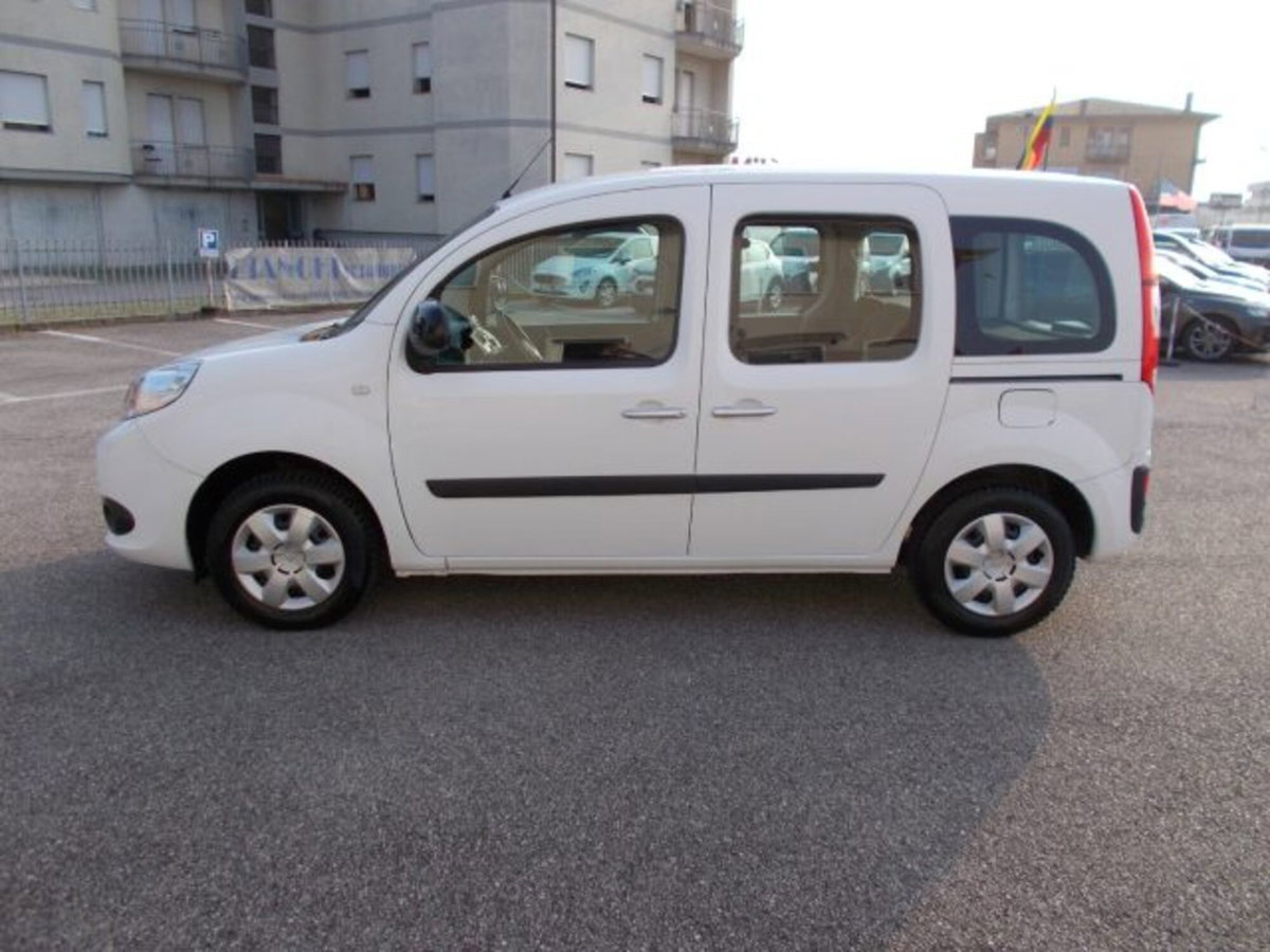 Renault Kangoo Blue dCi 8V 95CV 5 porte Life (6)