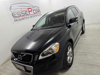 Volvo XC60 D3 AWD Geartronic Momentum usata