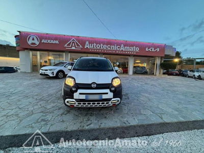 Fiat Panda Cross 1.0 firefly hybrid Cross s&s 70cv 5p.ti usata