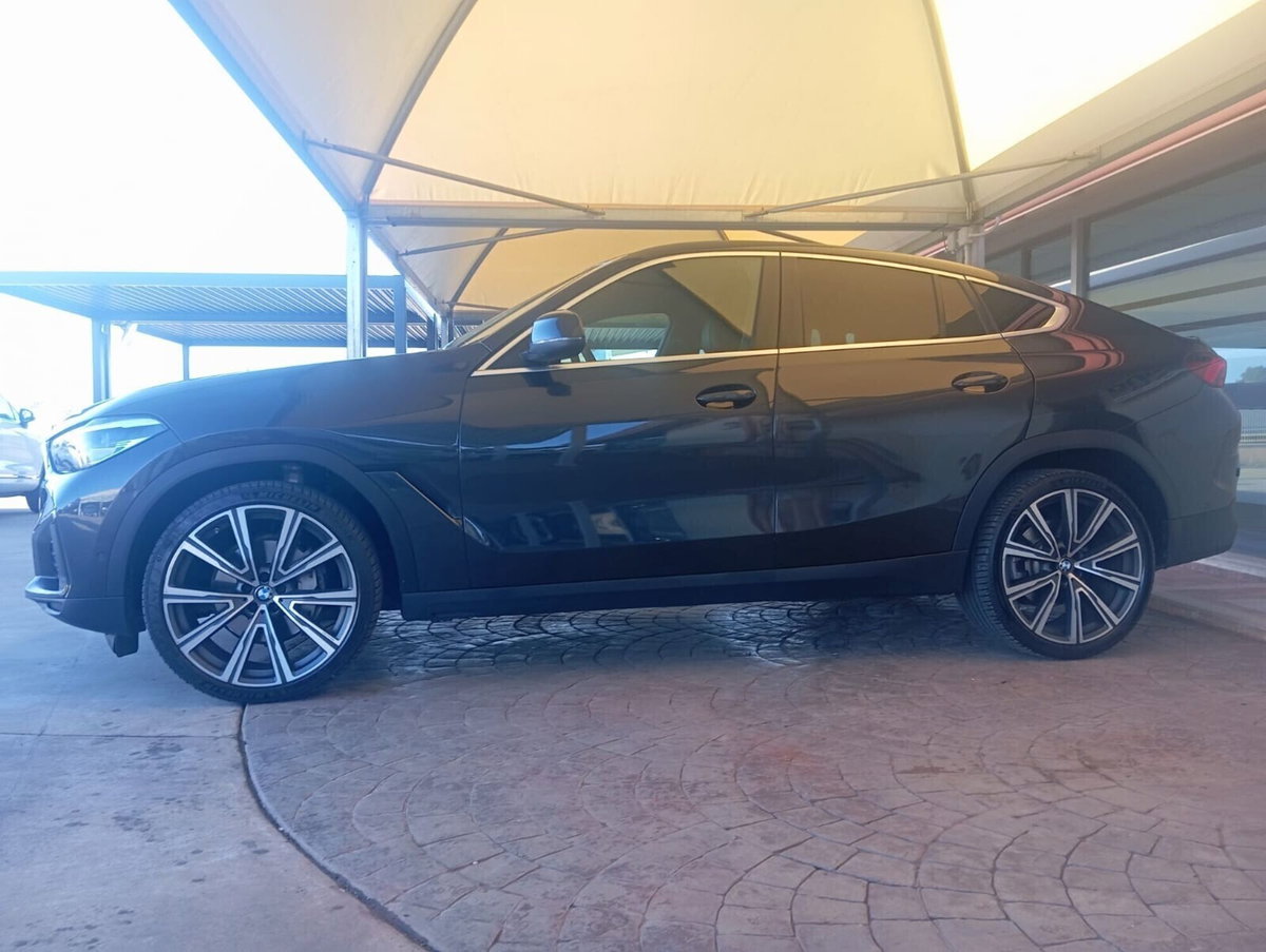 BMW X6 xDrive30d 48V xLine (7)